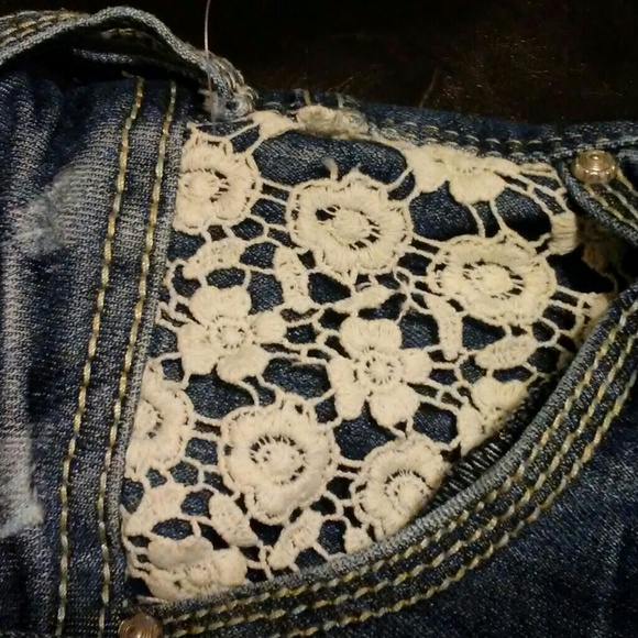 Almost Famous, lace detail jeans. - Picture 3 of 3